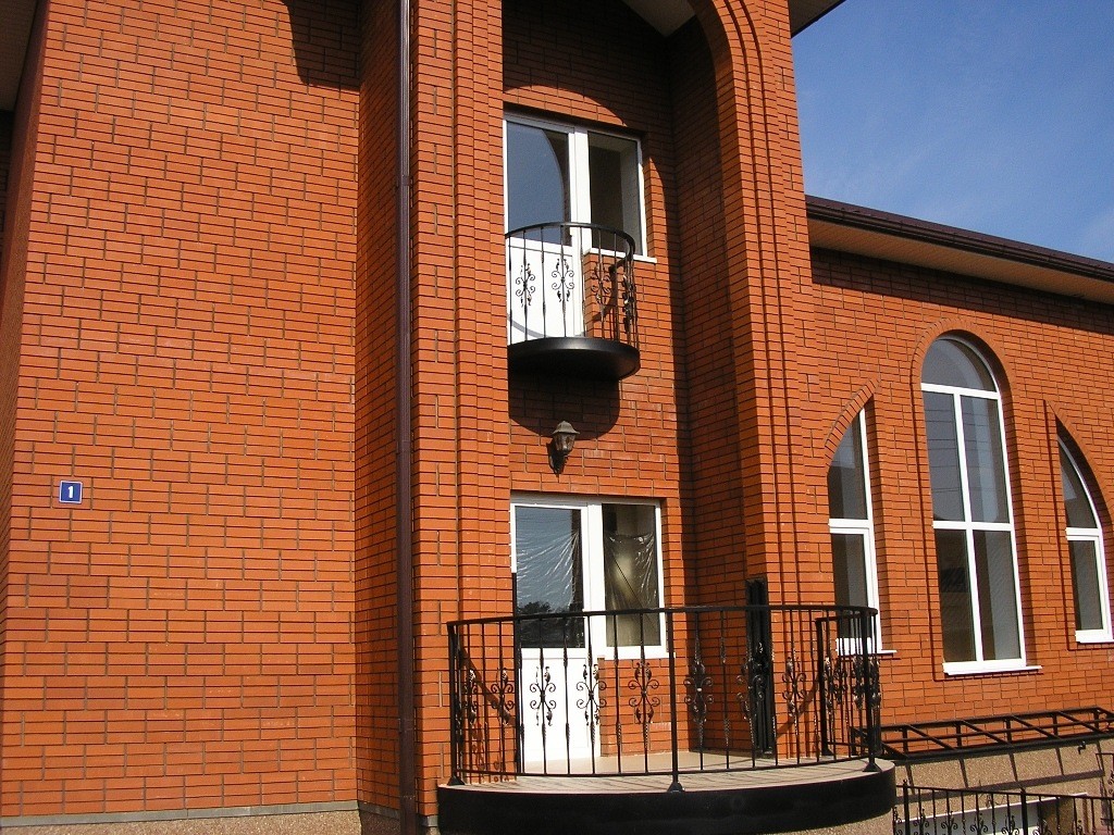 балконы металлические и французские балконы